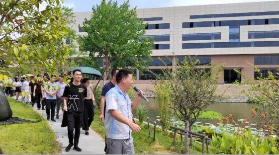 歡迎中捷縫紉科技考察團來(lái)訪(fǎng)